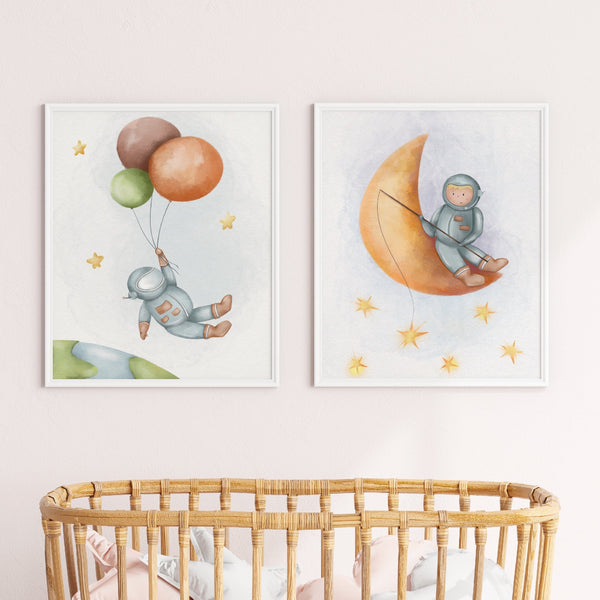 Se Lille Plakat Plakatsæt - Astronauter - 2 Plakater hos Lille plakat